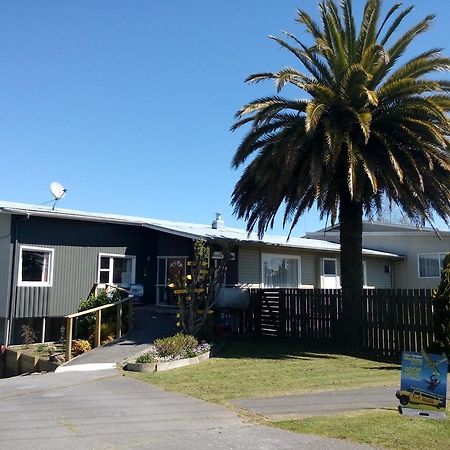 Berkenhoff Lodge Taupo Bagian luar foto
