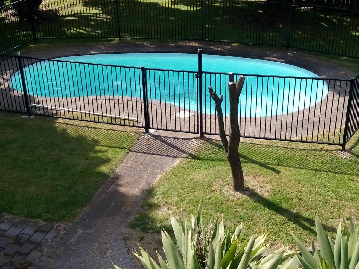 Berkenhoff Lodge Taupo Bagian luar foto